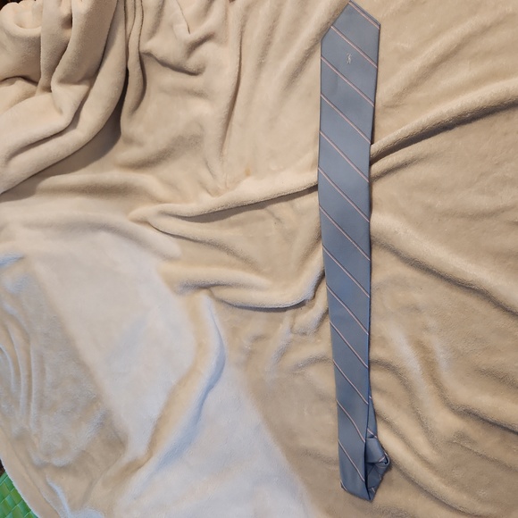 Yves Saint Laurent Other - YSL MEN'S TIE 👔